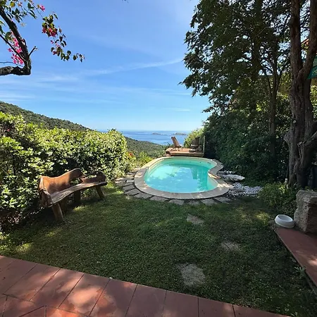 Incantevole A Porto Cervo. 4*