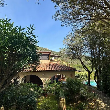 Incantevole A Porto Cervo. 4*